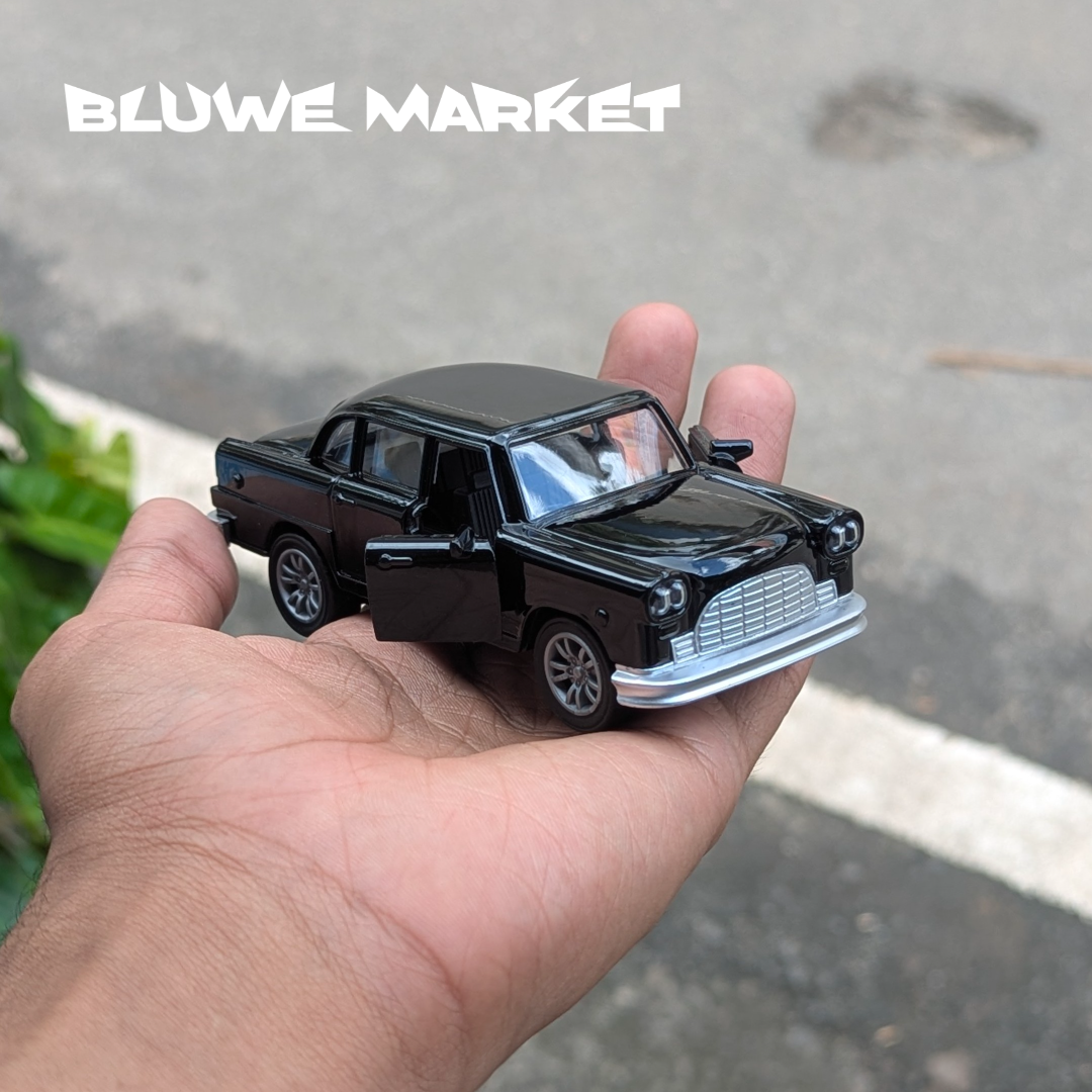 Vintage Mumbai Taxi Diecast Metal 1:36 Scale Car