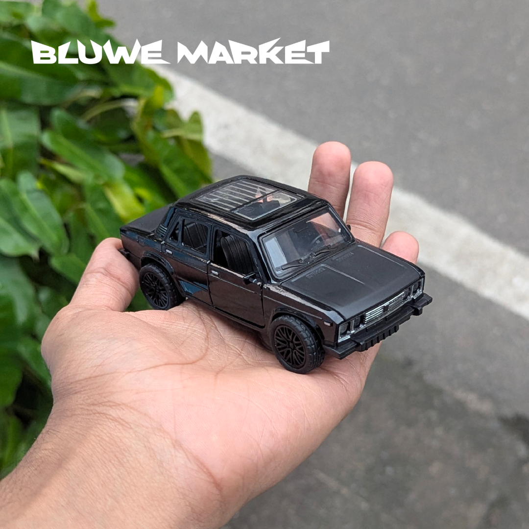Vintage Classic Lada Russian Diecast 1:36 Scale