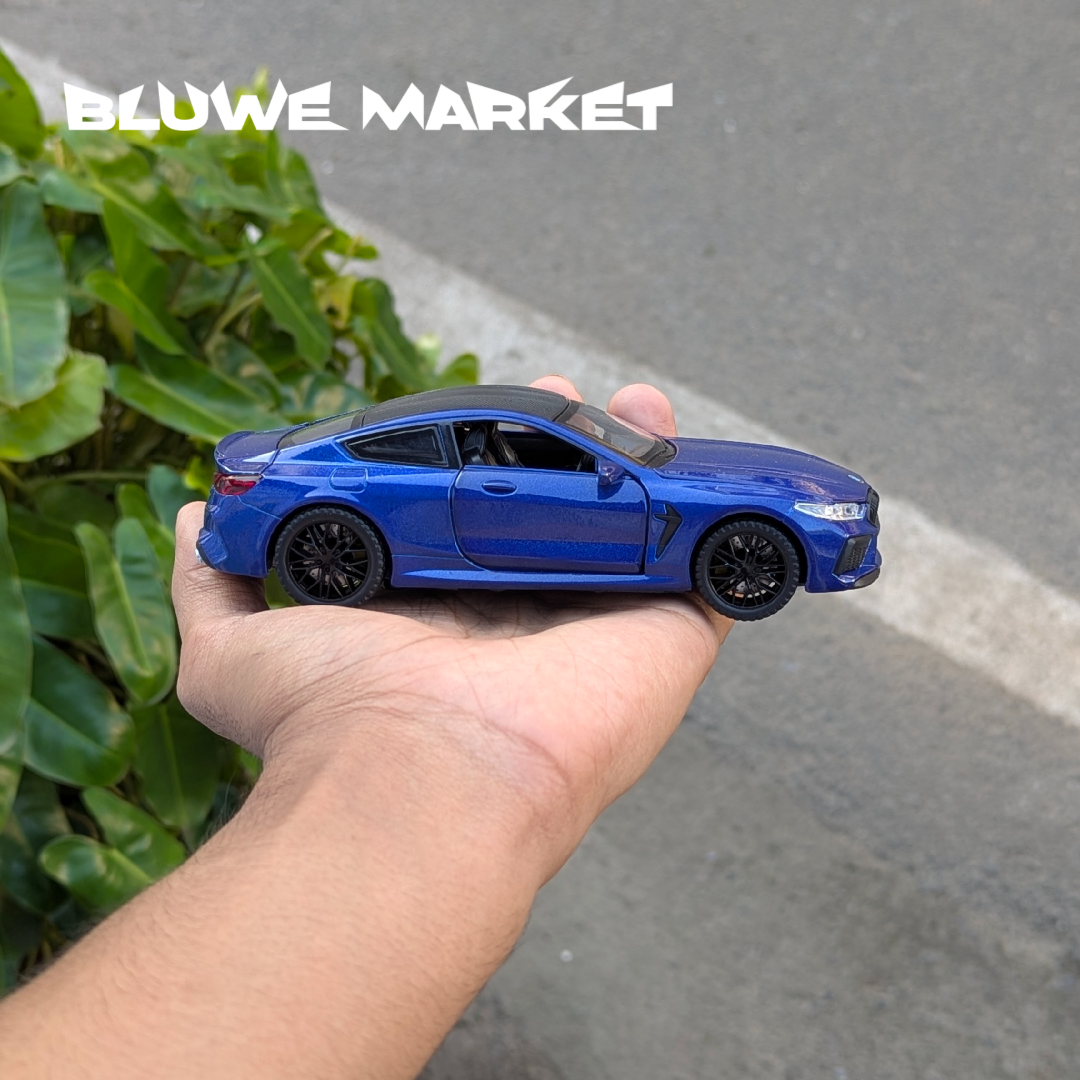 Bmw M8 Coupe 1:32 Scale Metal Diecast Car - Blue