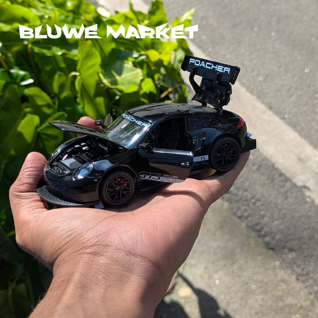 Porsche 911 GT3 RS 1:32 Scale Premium Diecast Car