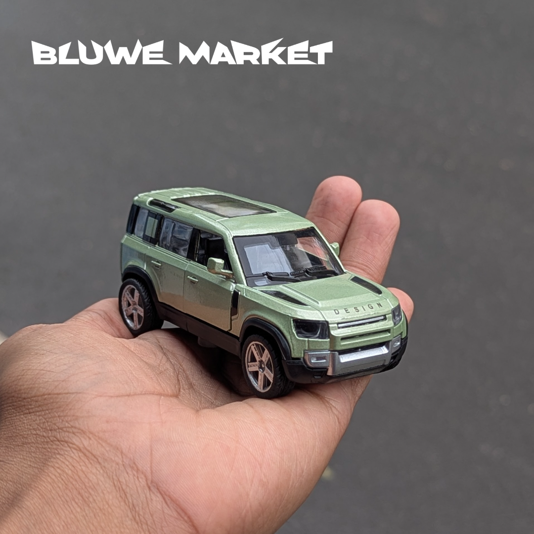Defender 1:43 Scale Metal Diecast Car