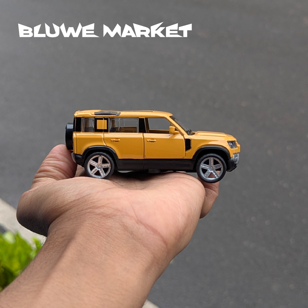 Defender 1:43 Scale Metal Diecast Car