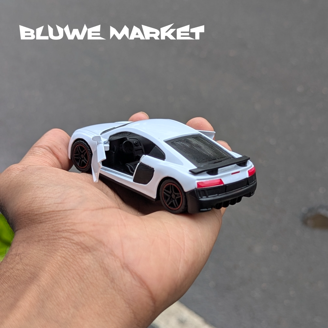 Audi R8 1:43 Scale Diecast Metal Car - White