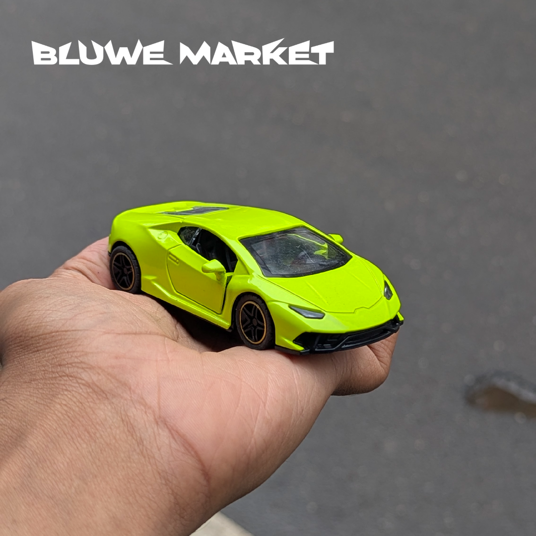 Lambhorghini Huracun 1:43 Scale Metal Diecast Car