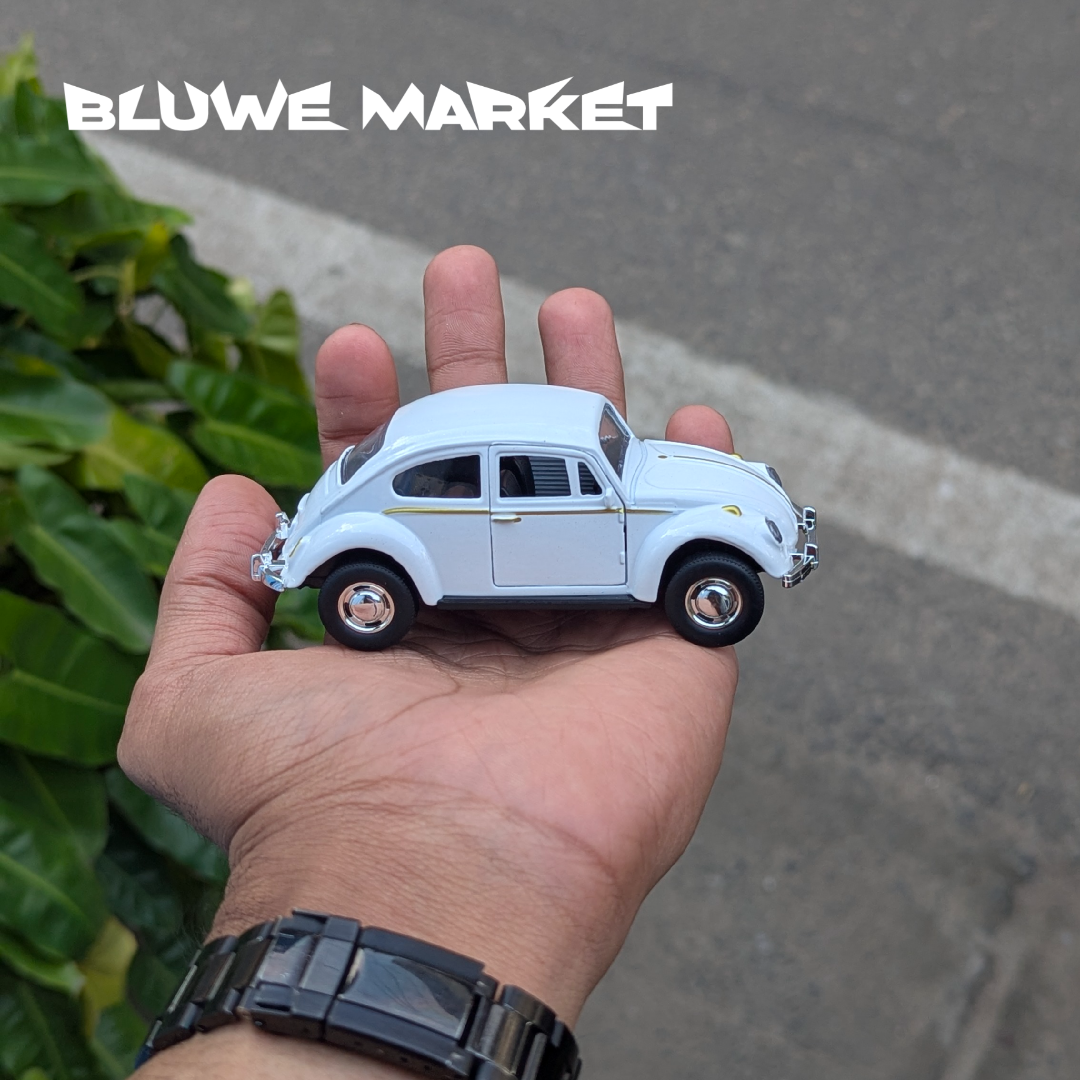 Beetle White 1:43 Scale Metal Diecast Car