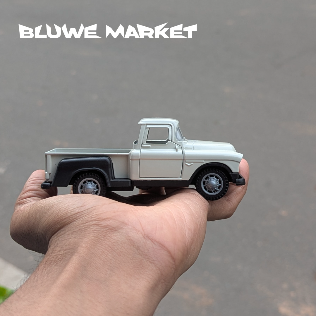 Vintage Chevrolet Truck Gold White 1:36 Scale Metal Car
