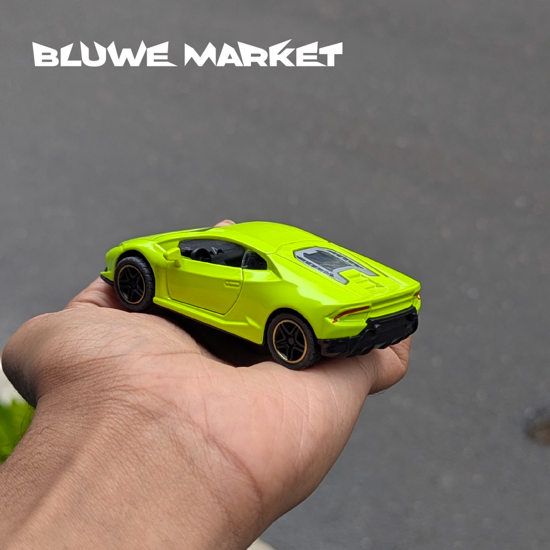 Lambhorghini Huracun 1:43 Scale Metal Diecast Car