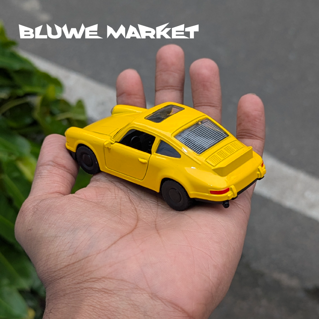 Porsche 911 1:43 Scale Metal Die-Cast Car