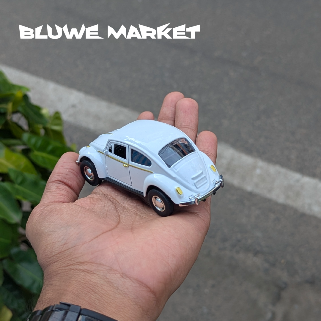 Beetle White 1:43 Scale Metal Diecast Car
