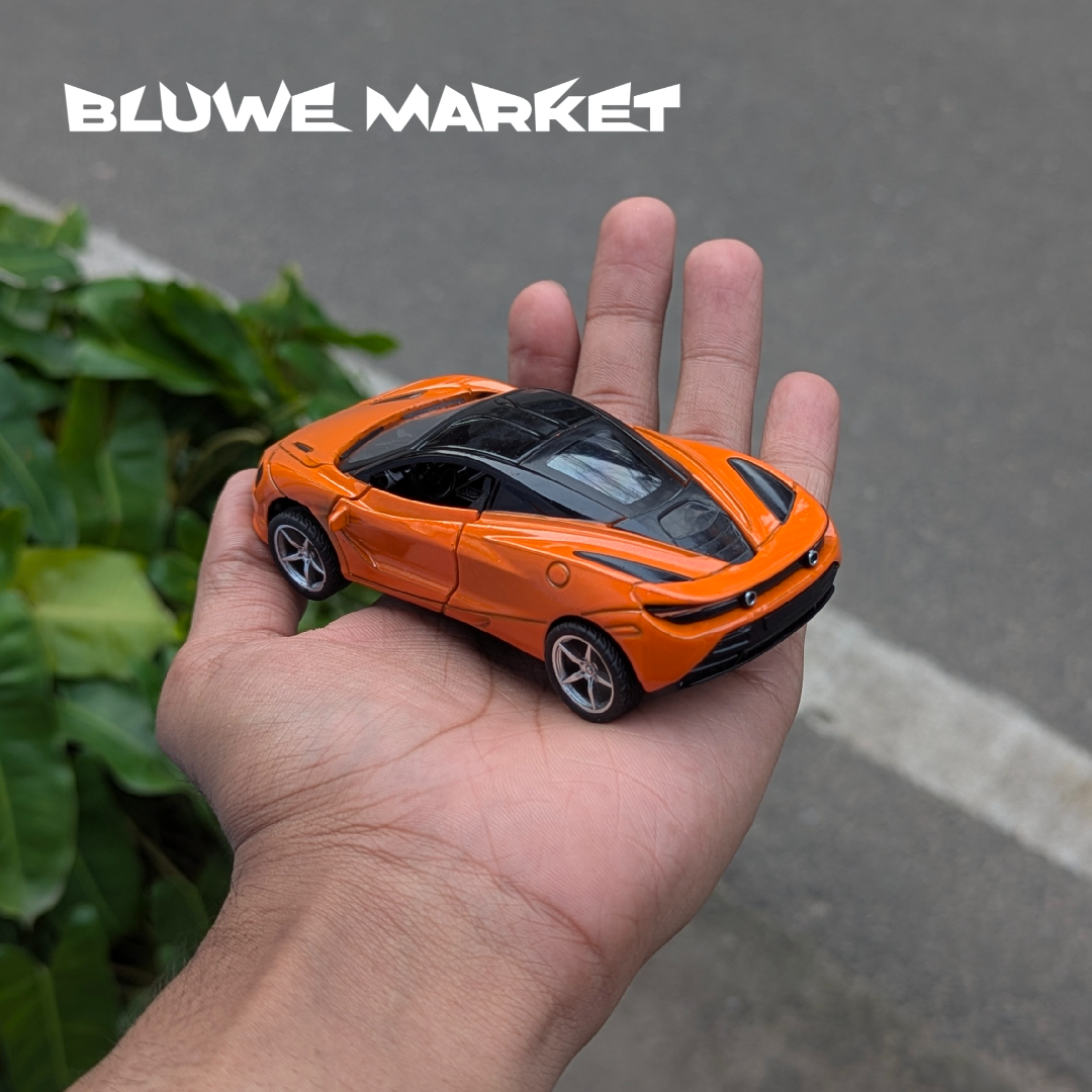 McLaren F20S 1:36 Scale Metal Diecast Car