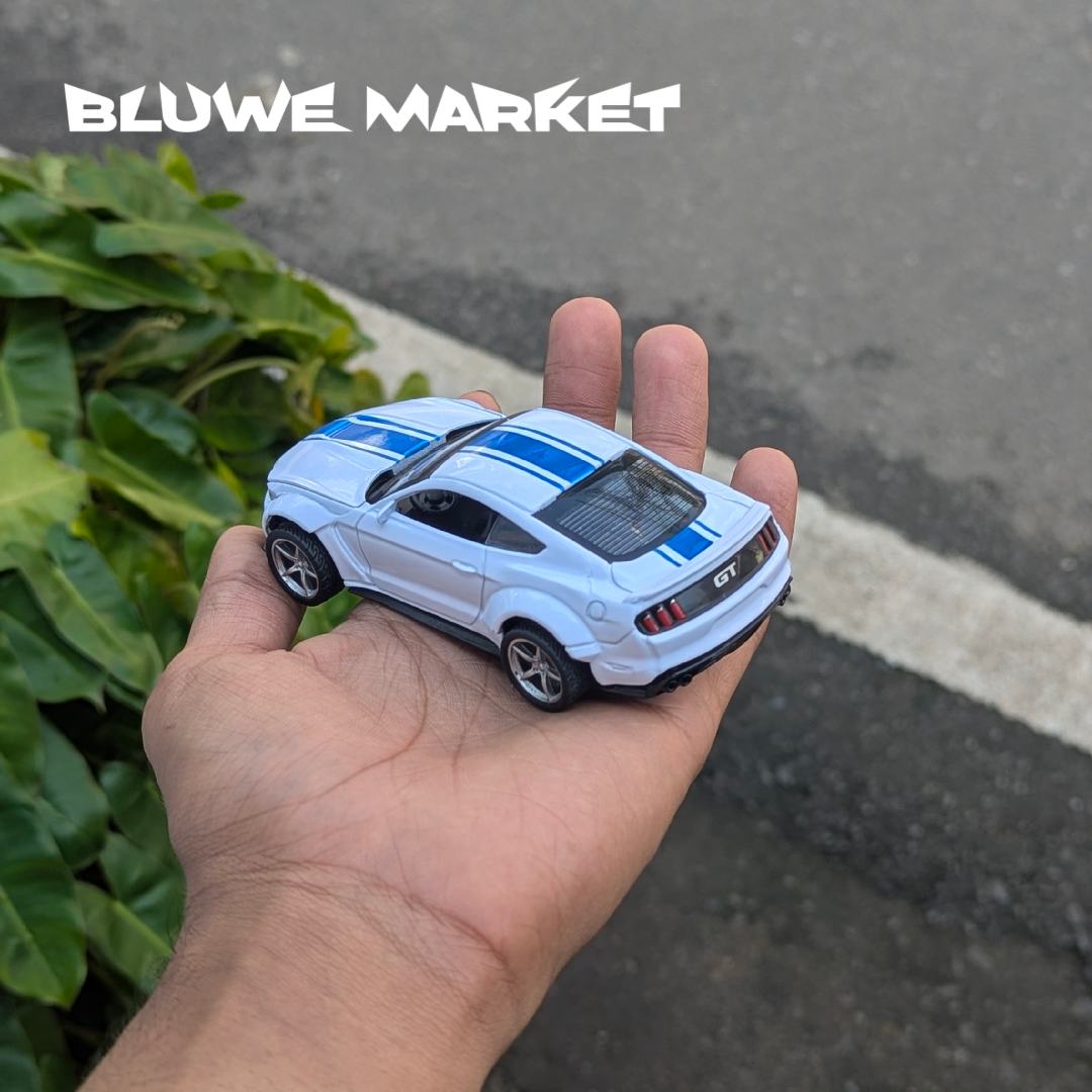 Mustang GT500 Shelby 1:36 Scale Metal Diecast Car