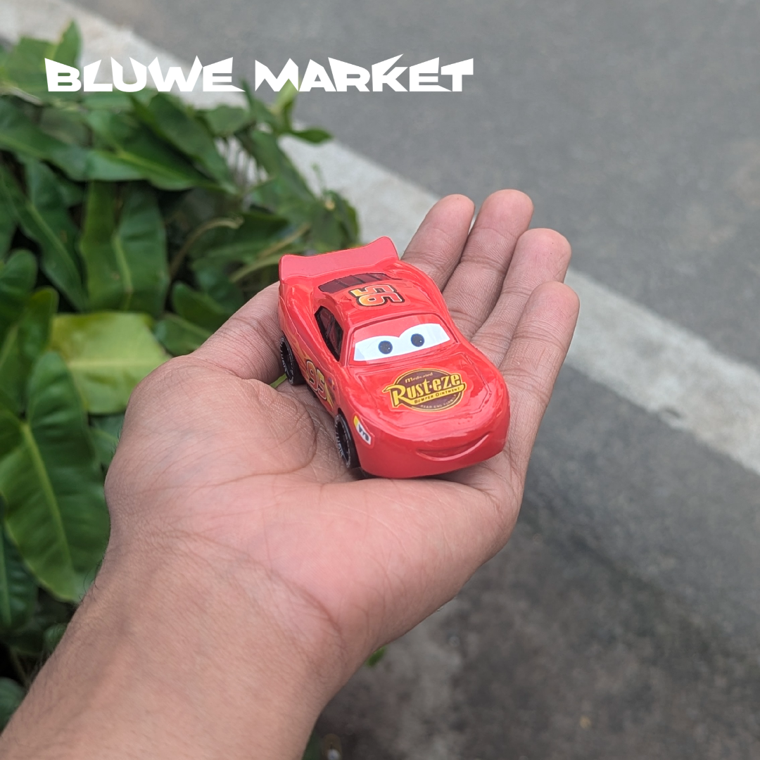 McQueen Rust-eze 1:43 Scale Metal Diecast Car