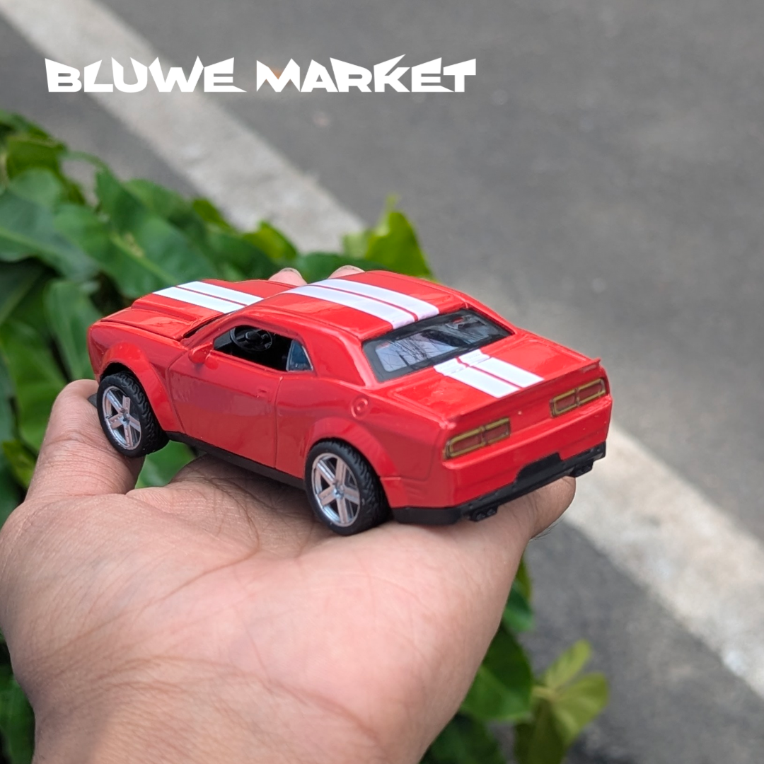 Dodge Challanger SRT 1:36 Scale Diecast Car
