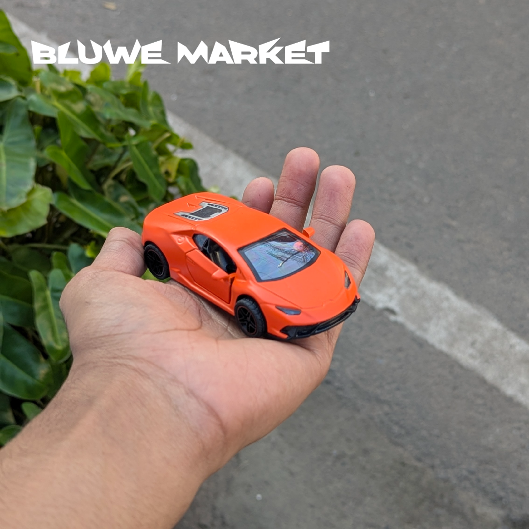 Lamborghini Huracun 1:43 Scale Metal Diecast Car - Orange