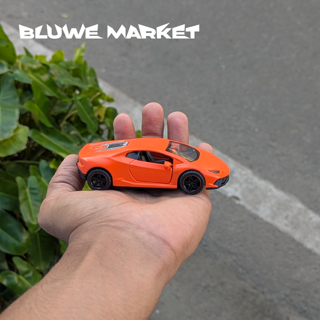 Lamborghini Huracun 1:43 Scale Metal Diecast Car - Orange