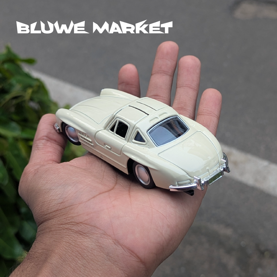Mercedez Benz Sl Coupe Vintage 1:36 Scale Metal Diecast Car